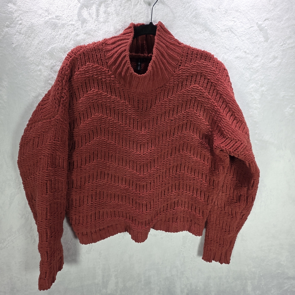 Moon & Madison Cozy Rust Color Knit Crop Sweater